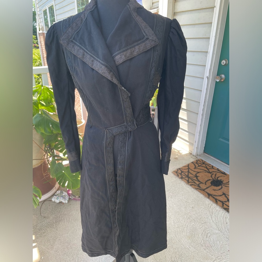 Antique Edwardian black wool and horsehair coat